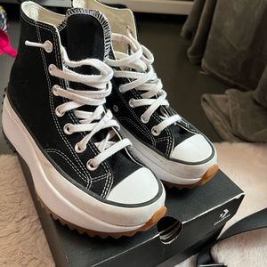 Converse Run Star Hikes (black and white)